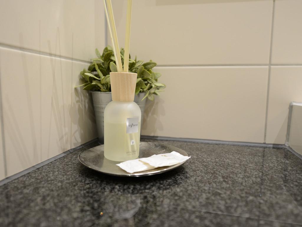 Land-Gut Hotel Zum Loewen Garni Marktheidenfeld Szoba fotó