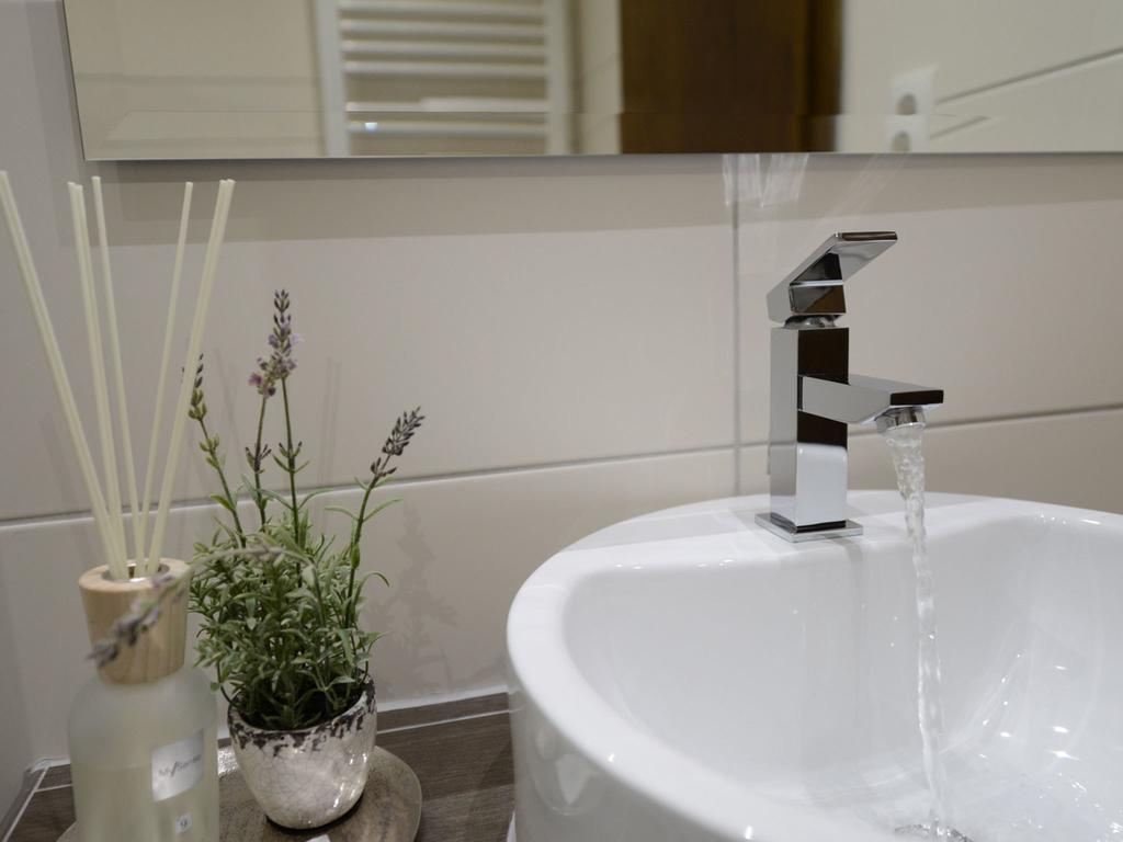 Land-Gut Hotel Zum Loewen Garni Marktheidenfeld Szoba fotó
